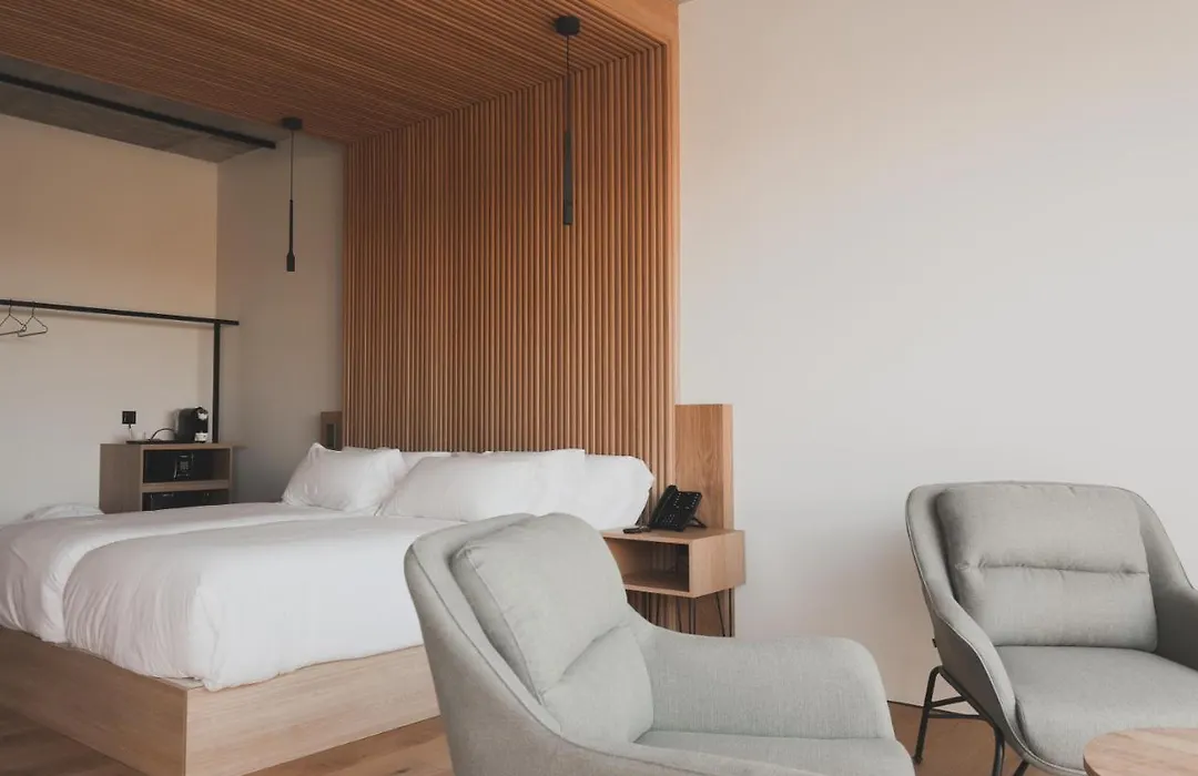 Atmos Hotel Boutique-1