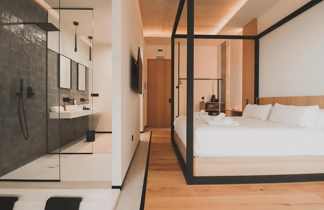 Atmos Hotel Boutique-1